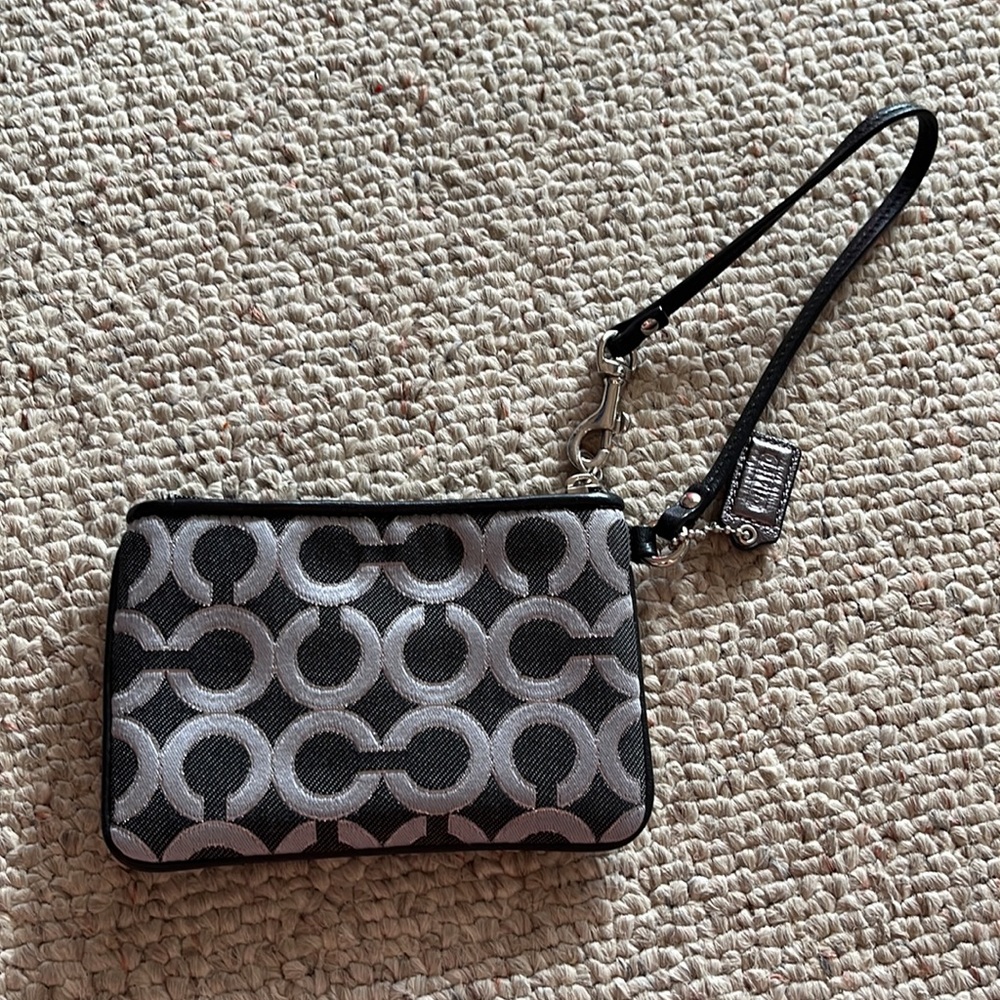 Coach Wristlet - Picture 2 of 4
